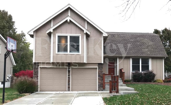 Building Photo - 14805 S Wyandotte Dr