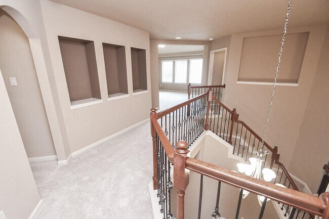 Building Photo - 5207 Belvedere Dr