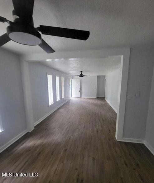 Building Photo - 1727 Dixie Dr