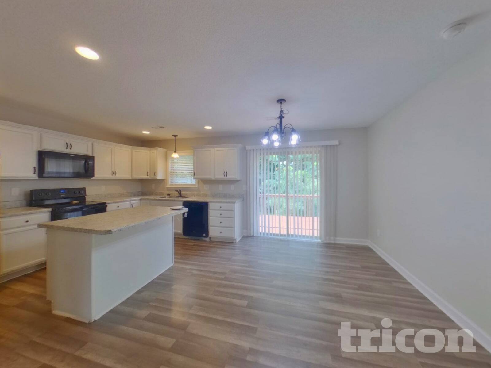 Building Photo - 456 Blairwood Ct