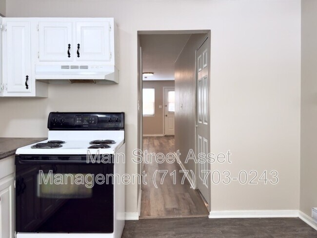 Building Photo - 31 Union St