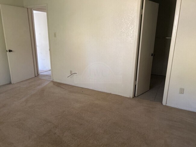 Building Photo - 4111 Water St