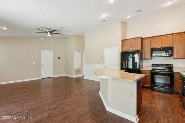 Building Photo - 1565 Shearwater Dr