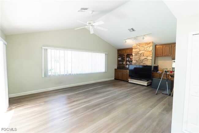 Building Photo - 14557 Eagle Ridge Dr