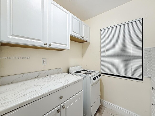 Building Photo - 2335 NE 172nd St