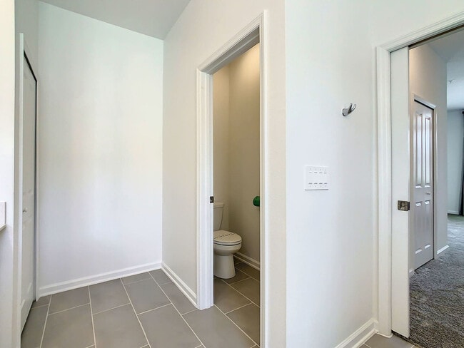 Building Photo - 8853 Cabot Cliffs Dr