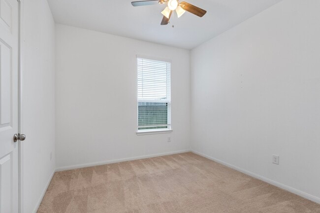 Building Photo - 17714 Winnower Ln