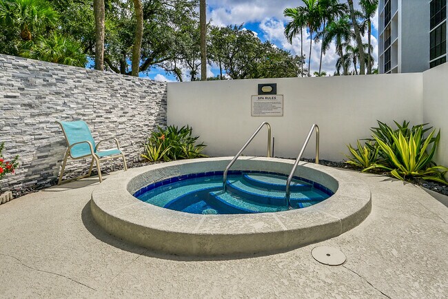 Building Photo - 7835 Lakeside Blvd