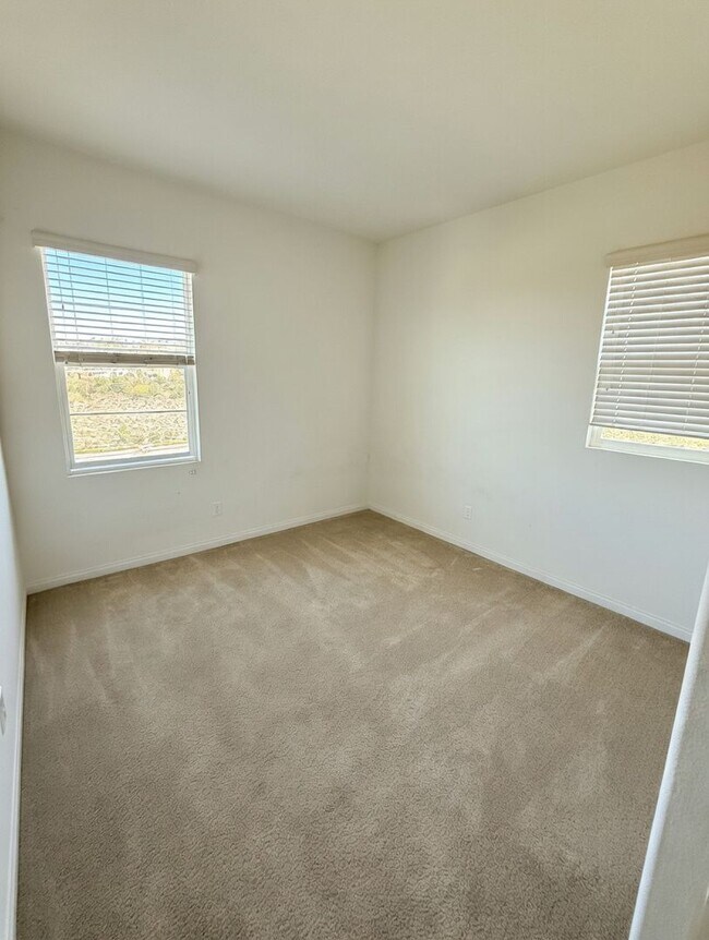 Building Photo - Charming 3BR Home with Modern Kitchen, Versatile Loft, & Private Backyard