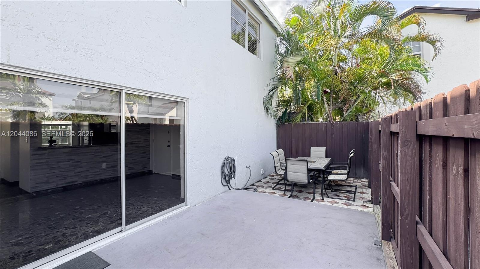 Building Photo - 9044 SW 148th Ct
