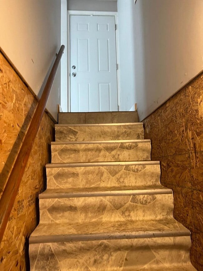 Building Photo - 438-155 155th St