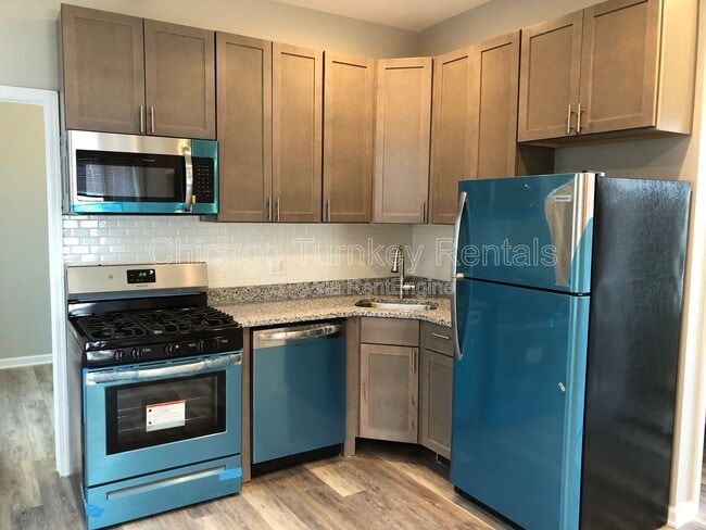 Building Photo - 2951 W 25th St