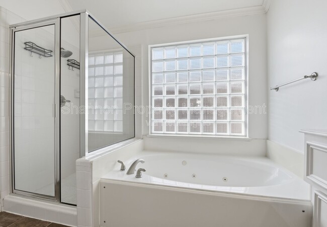 Building Photo - 1314 W Webster St