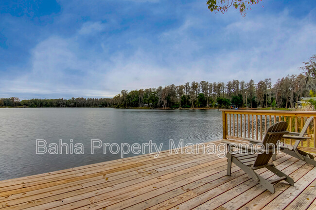 Building Photo - 318 Deer Cove Ln