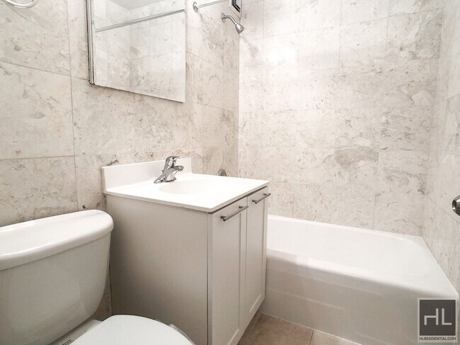 Building Photo - Fourth Avenue