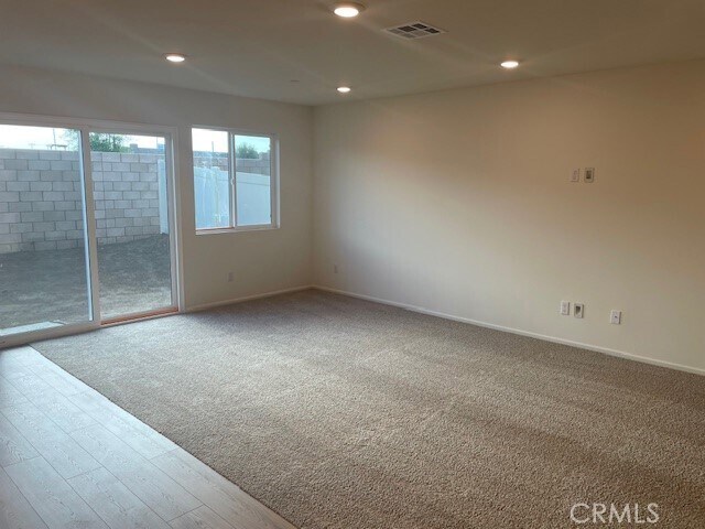 Building Photo - 14033 Starlene St