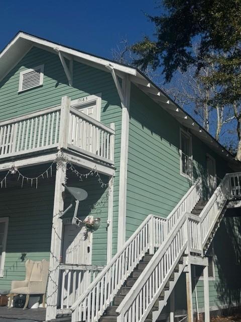 Building Photo - 1518.5 Albany St