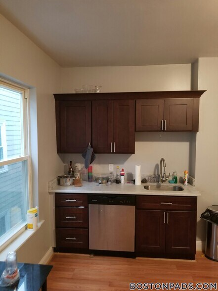 Primary Photo - 7 Greenmount St
