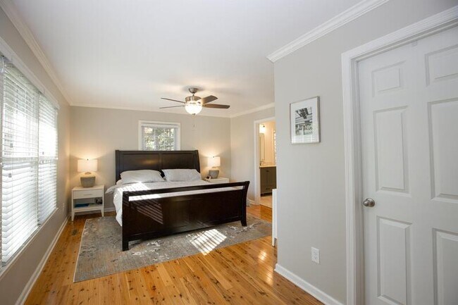 Building Photo - 209 Selkirk Trail