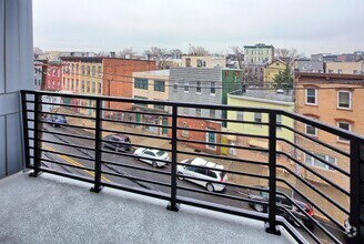 Building Photo - 391 Palisade Ave