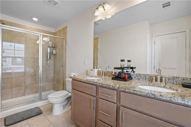 Building Photo - 887 Ambient Way