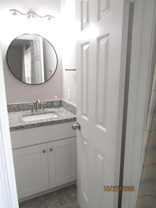 Building Photo - 1101 Warner Hall Dr