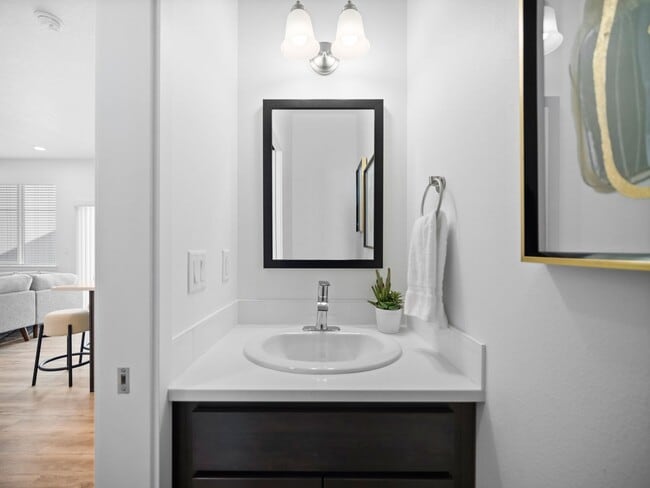 Building Photo - $500 OFF FIRST MONTHS RENT! Brand New Town...