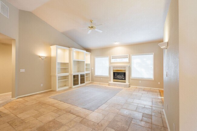 Building Photo - Beautiful home in the heart of Eagle