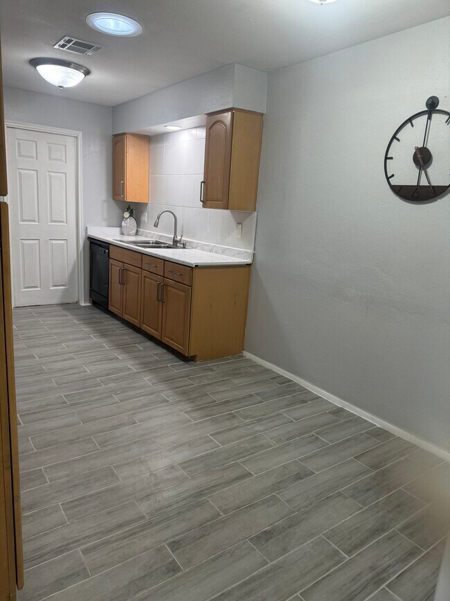 Building Photo - 3744 W Kariba Dr