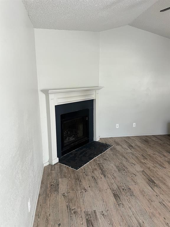Building Photo - 405 Fantail Loop