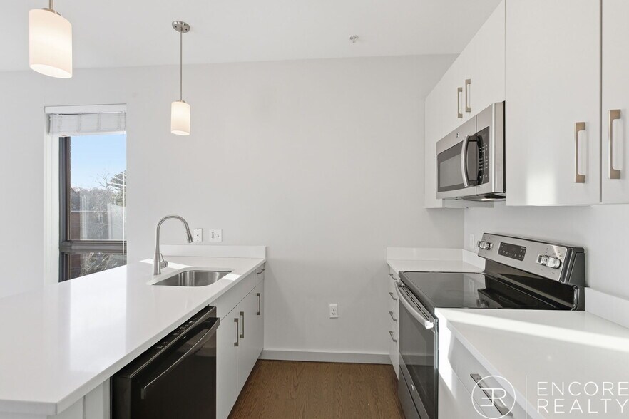 Building Photo - 40A Marion St