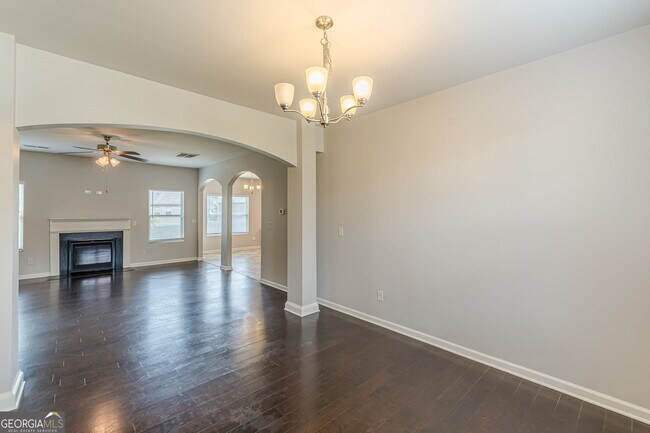Building Photo - 4730 Brookwood Pl