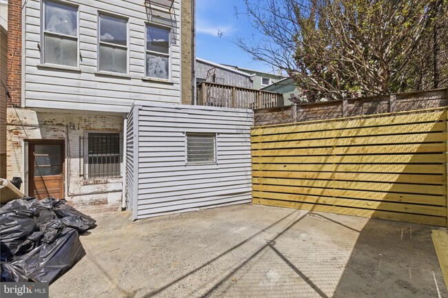 Building Photo - 935 Passyunk Ave