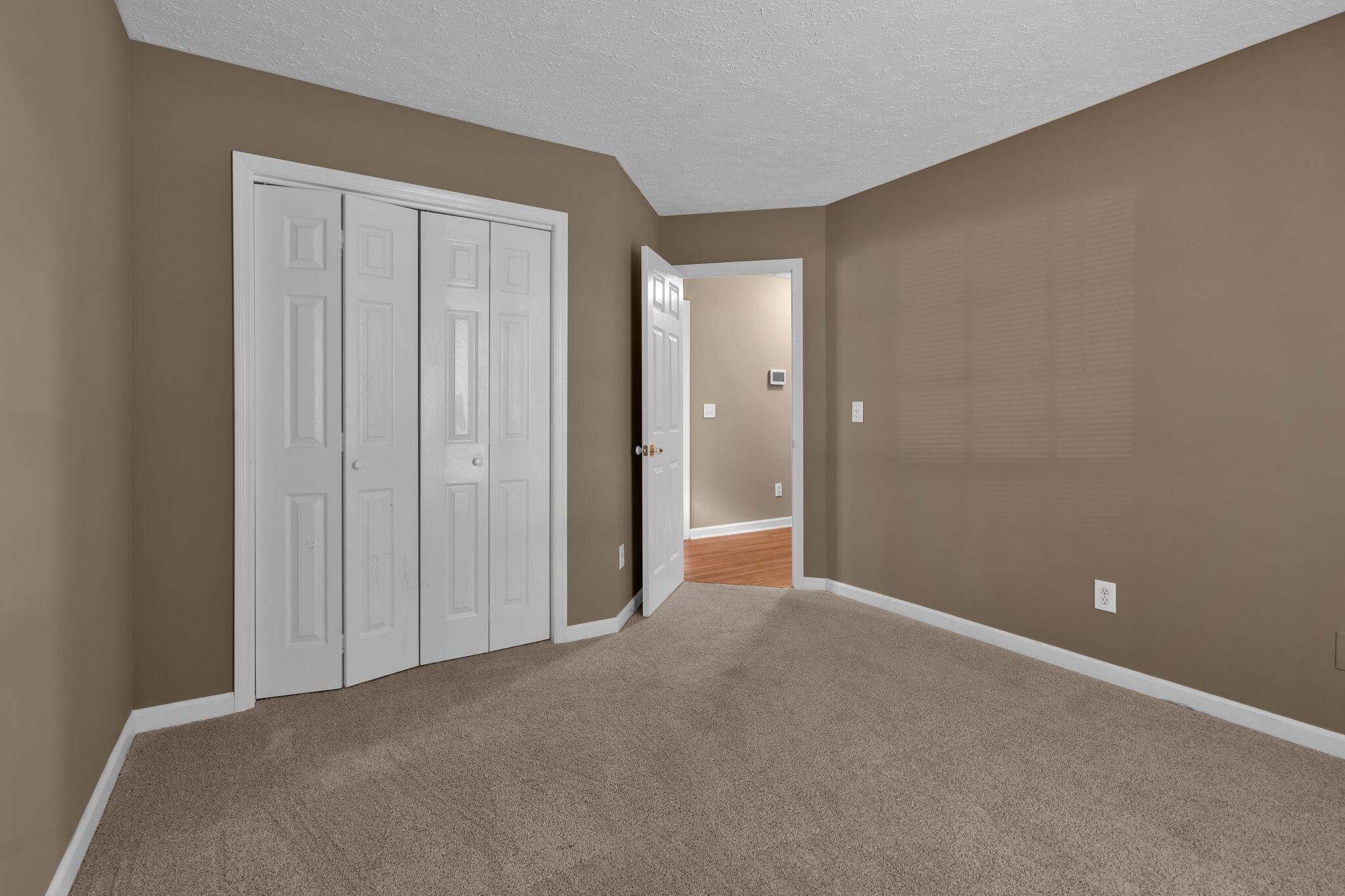 Building Photo - 1409 Aaronwood Dr