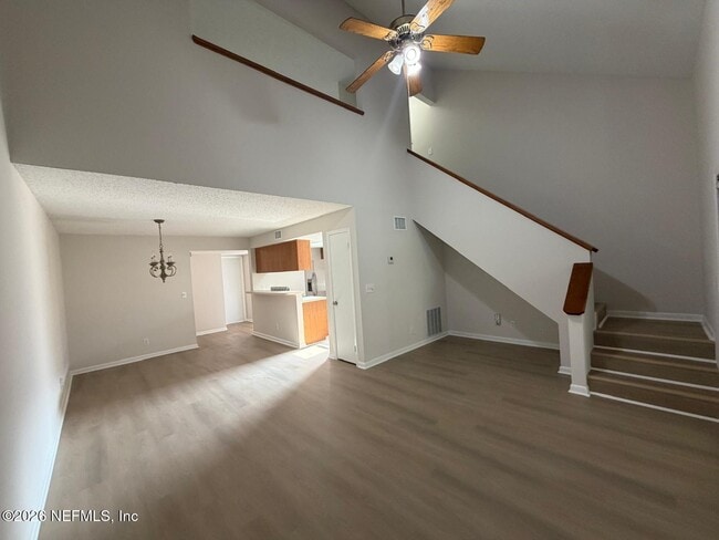 Building Photo - 5557 Greatpine Ln S