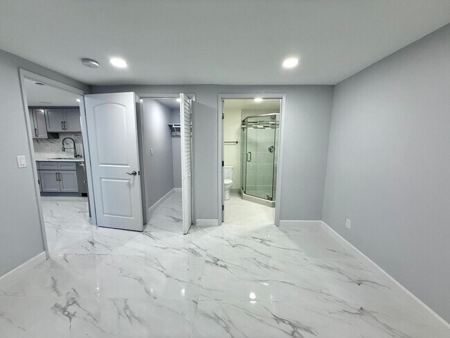 Building Photo - 17116 Ceredo Pl