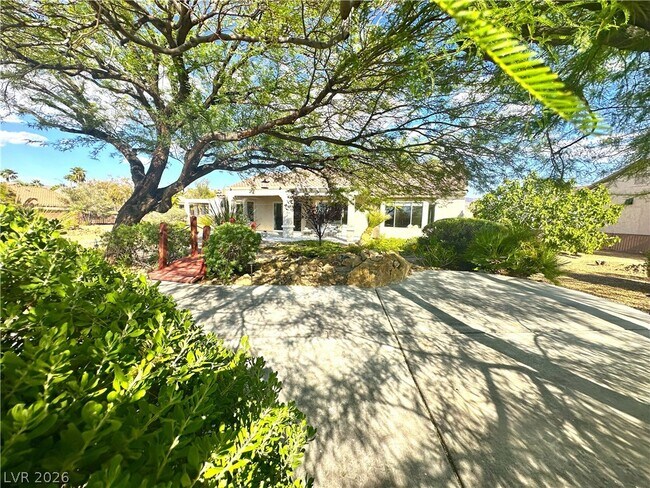 Building Photo - 2988 Yellow Springs Ct