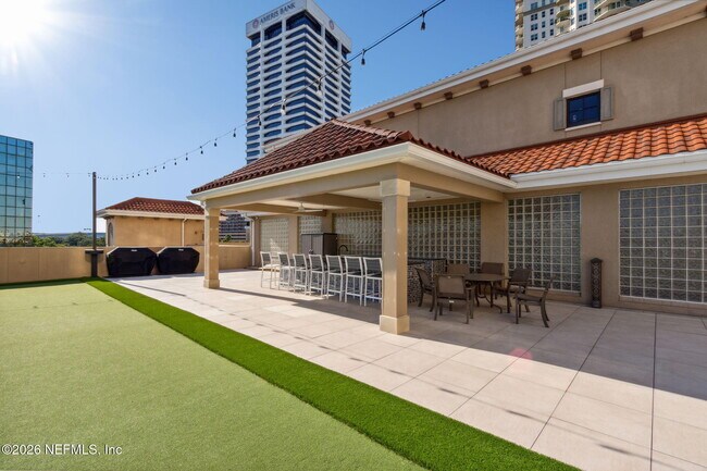 Building Photo - 1478 Riverplace Blvd