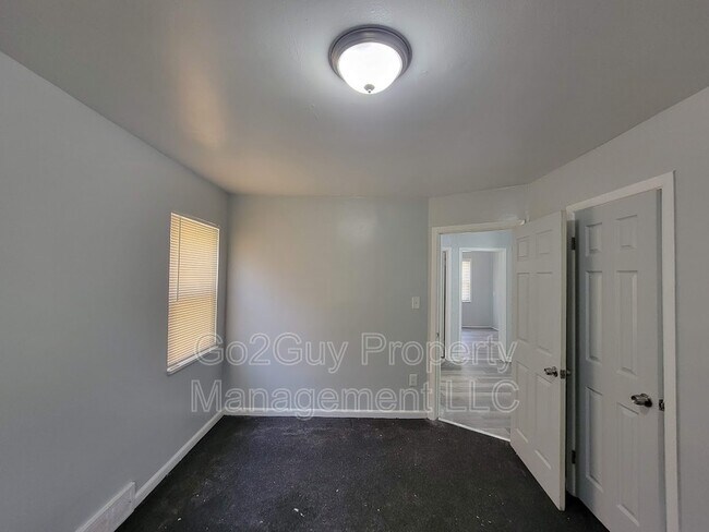 Building Photo - 18644 Forrer St