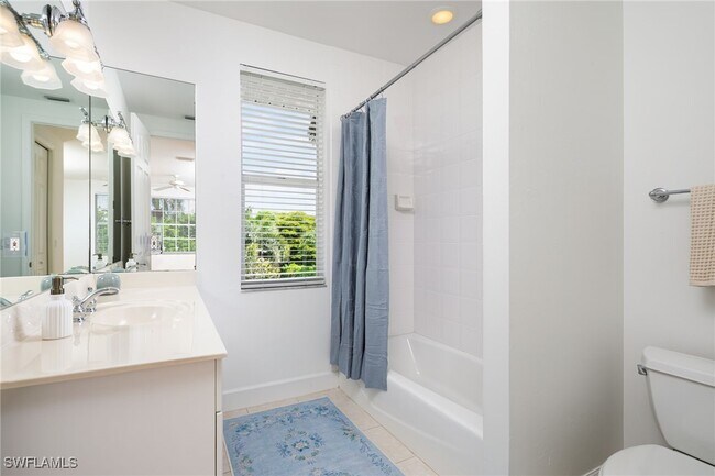 Building Photo - 155 1st Ave S