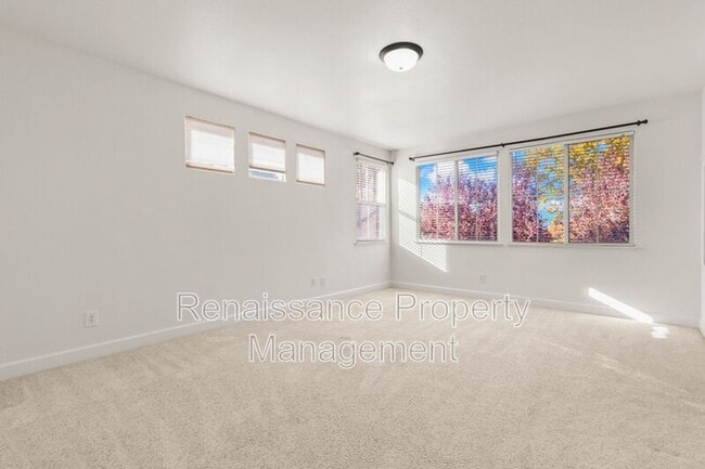 Building Photo - 1801 Riverview Ave