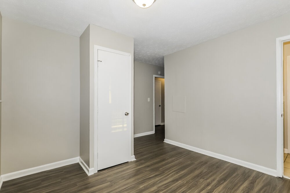 Building Photo - 5789 Northfield Dr