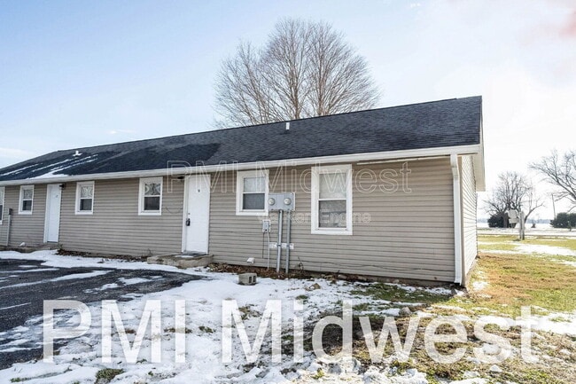 Building Photo - 4881 300W