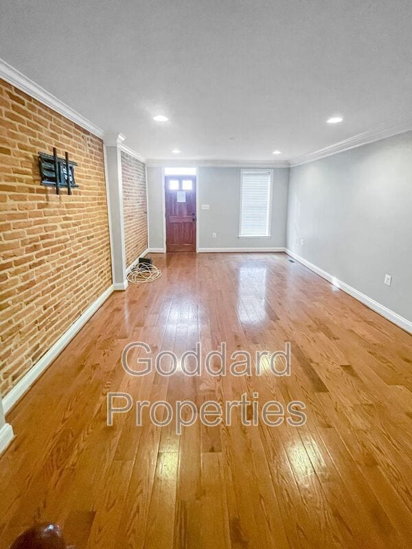 Building Photo - 511 S Chester St