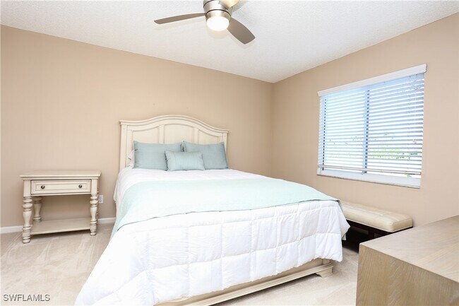 Building Photo - 5908 Cranbrook Way