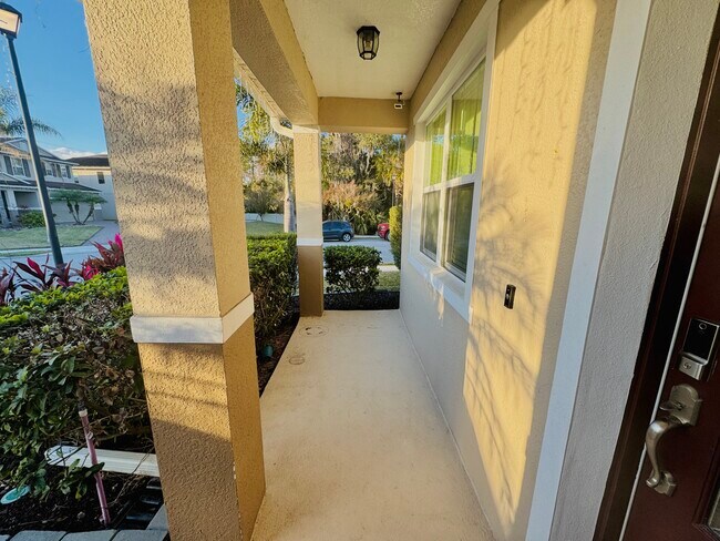 Building Photo - 519 Bottlebrush Loop