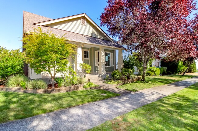 Building Photo - Fantastic DuPont Rambler with AC and Sprinkler System