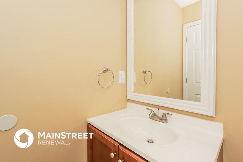 Building Photo - 5002 Serenity Point Ln