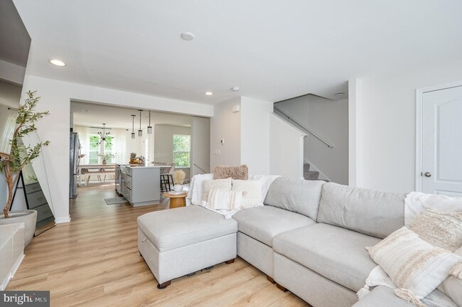 Building Photo - 64 Tate Manor Dr