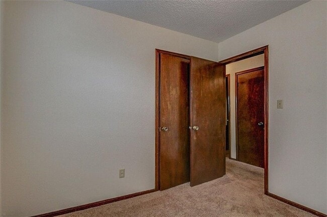 Building Photo - 1502 Briar Meadow Rd